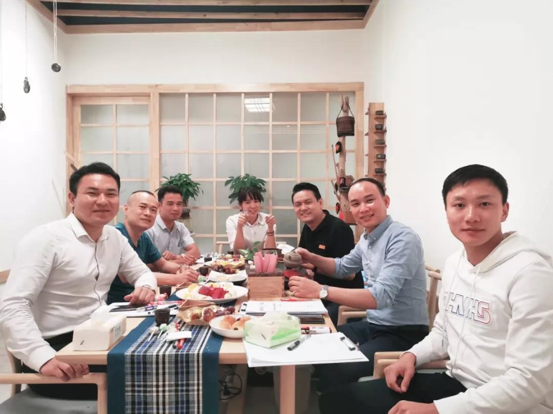 工程、材料中心管理層“裸心會”丨茶短情長，一場來自心靈的對話！